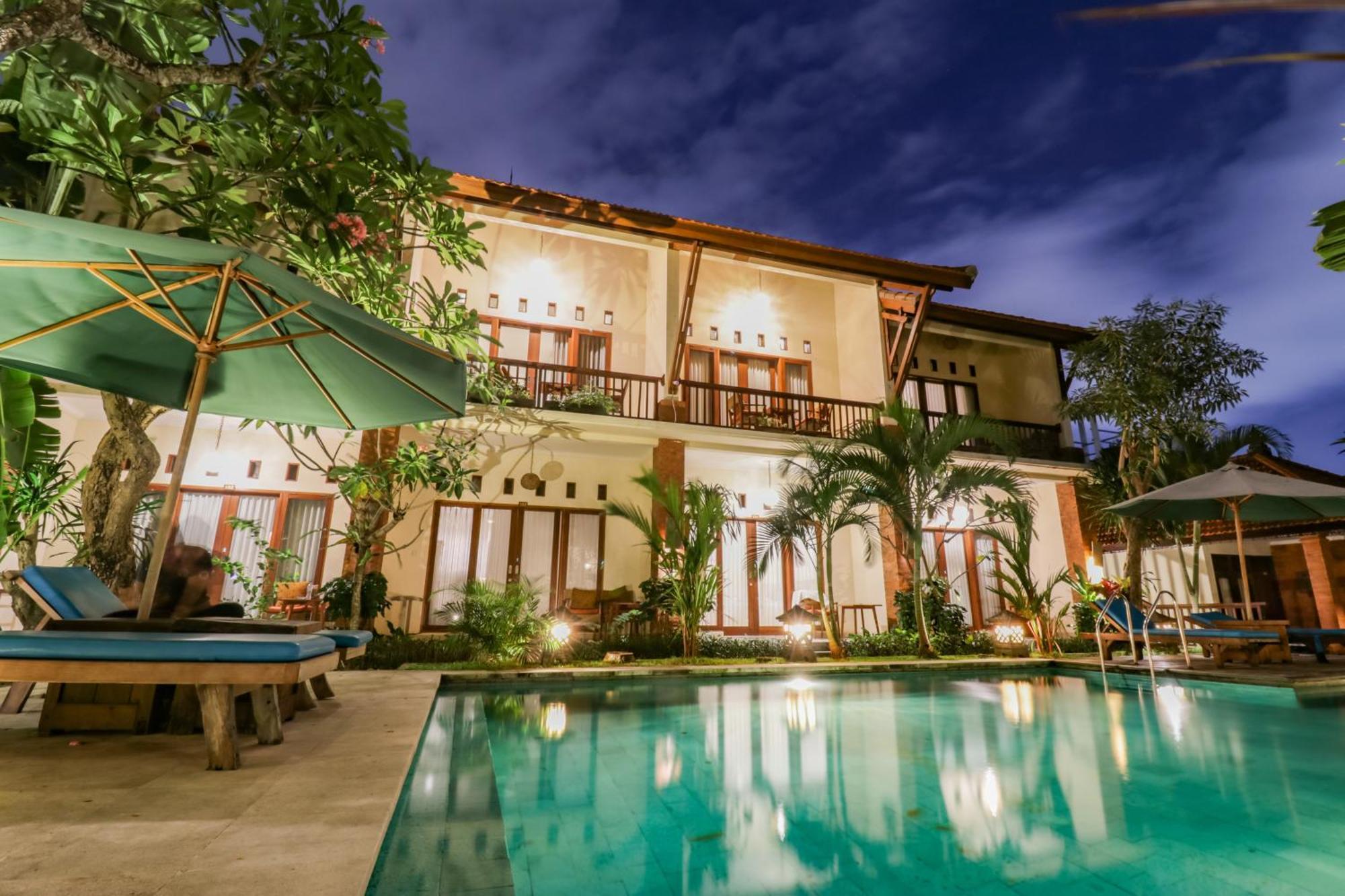 Mina Pelasa Hotel Legian Exterior foto