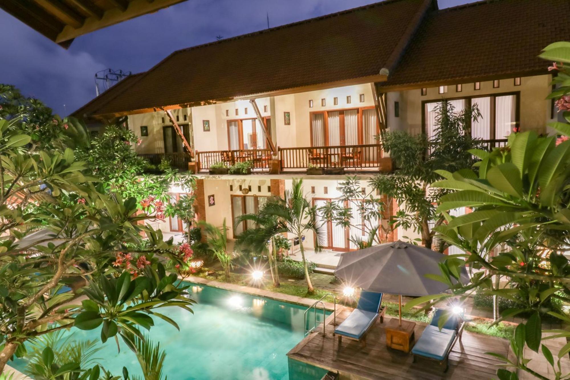 Mina Pelasa Hotel Legian Exterior foto