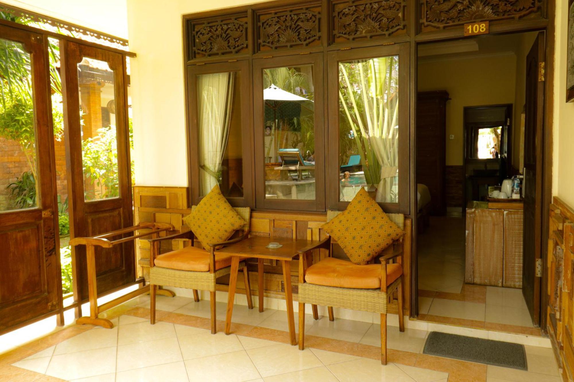 Mina Pelasa Hotel Legian Exterior foto