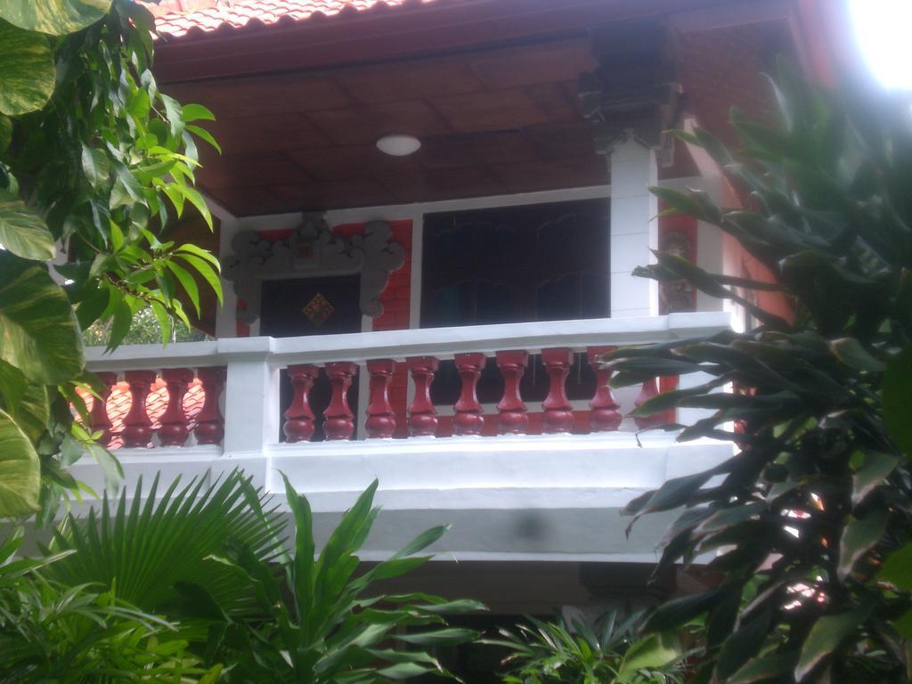 Mina Pelasa Hotel Legian Exterior foto